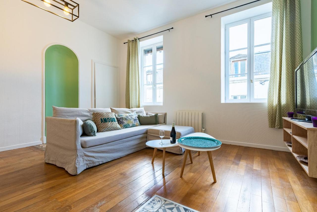Appartement Cote Cour - Centre Ville- Calme - Charme - 4 Voyageurs